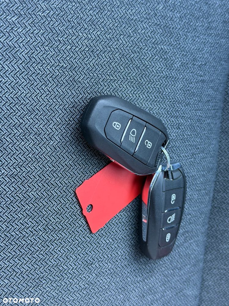 Citroën C4 1.2 PureTech Feel S&S - 32