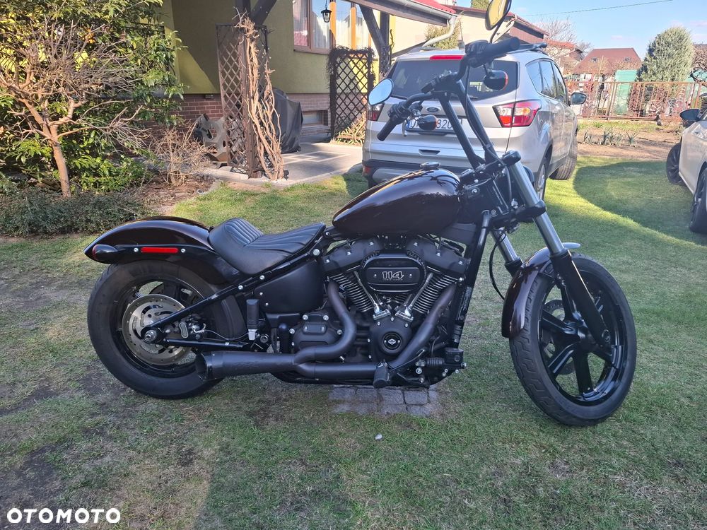Harley-Davidson Softail Street Bob - 14