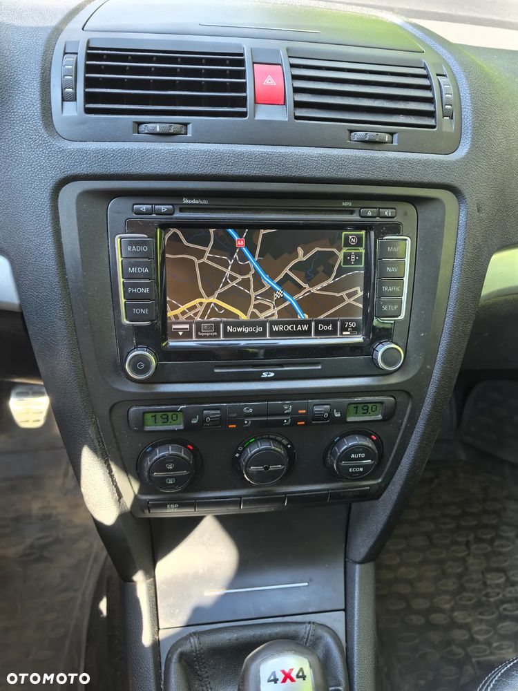 Skoda Octavia 2.0 TDI L&K 4x4 - 12