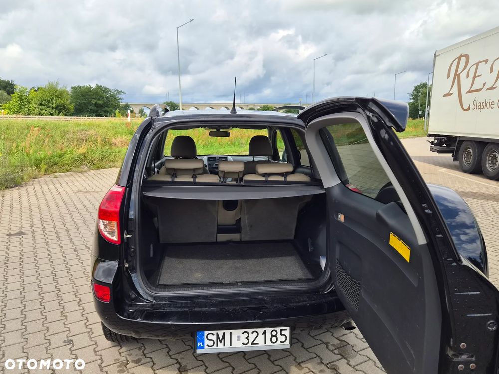 Toyota RAV4 2.0 VVT-i Prestige - 12