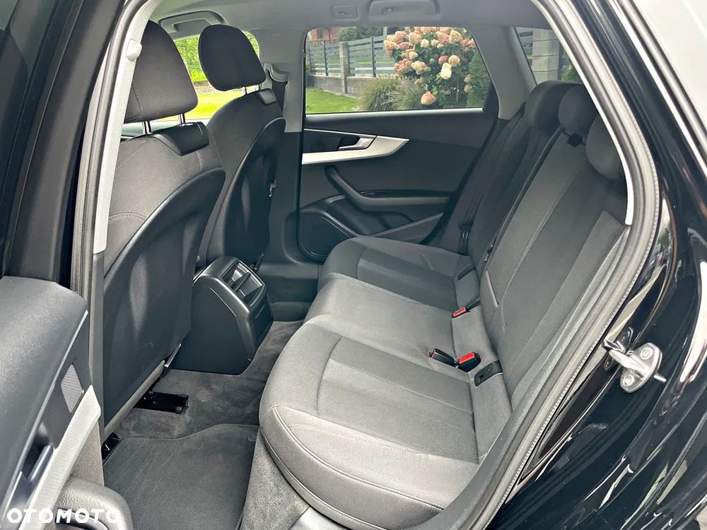 Audi A4 Avant 2.0 TDI ultra S tronic sport - 20