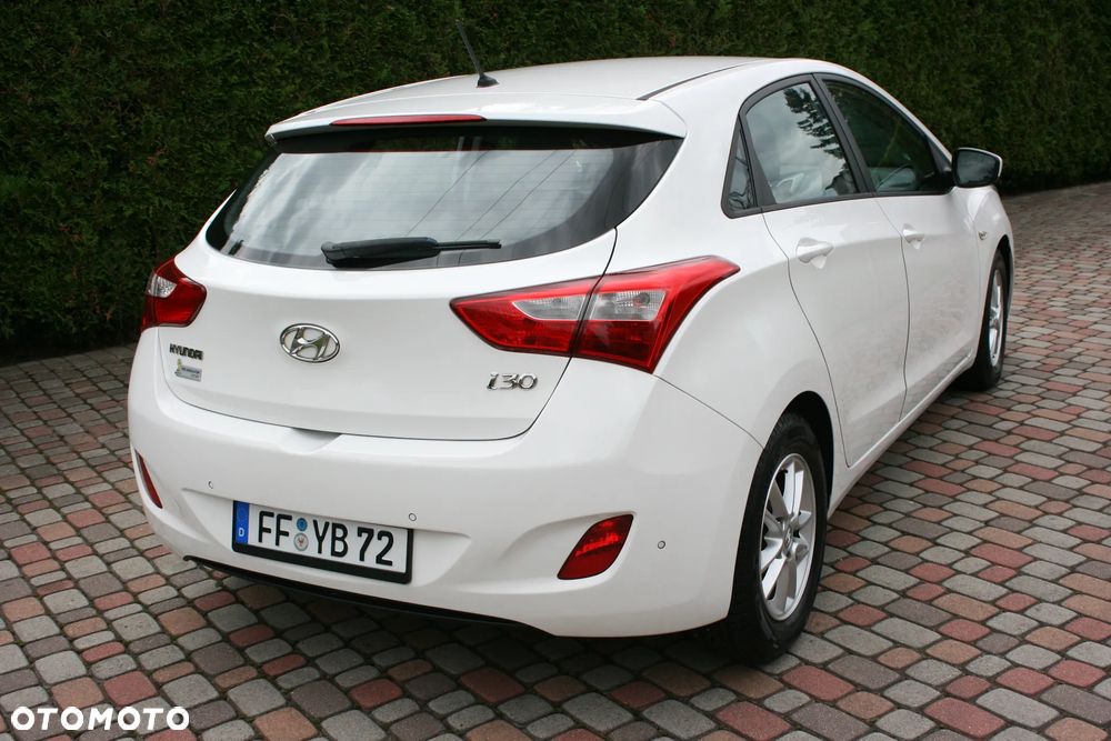 Hyundai i30 1.4 Fifa World Cup Edition - 14