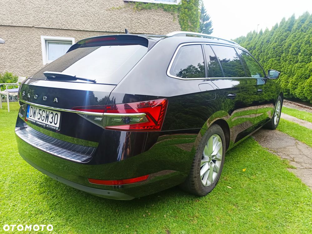 Skoda Superb 2.0 TSI Ambition DSG - 8