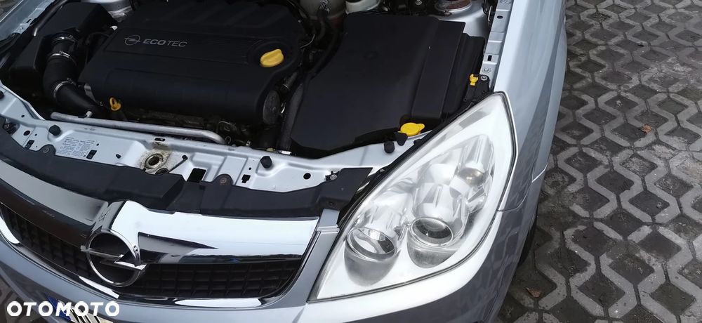 Opel Vectra 1.9 CDTI Cosmo - 2