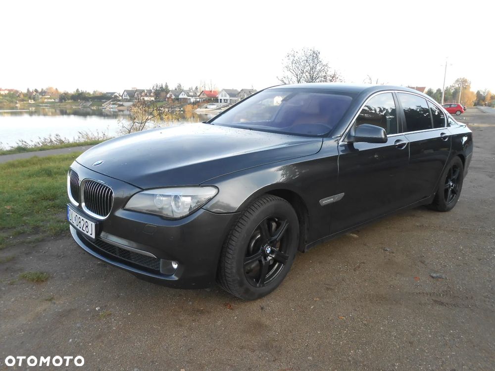 BMW Seria 7 750Li Edition Exclusive - 7