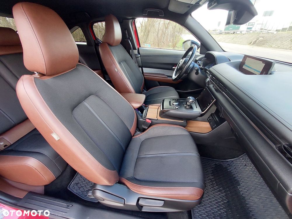 Mazda MX-30 e-SKYACTIV - 14