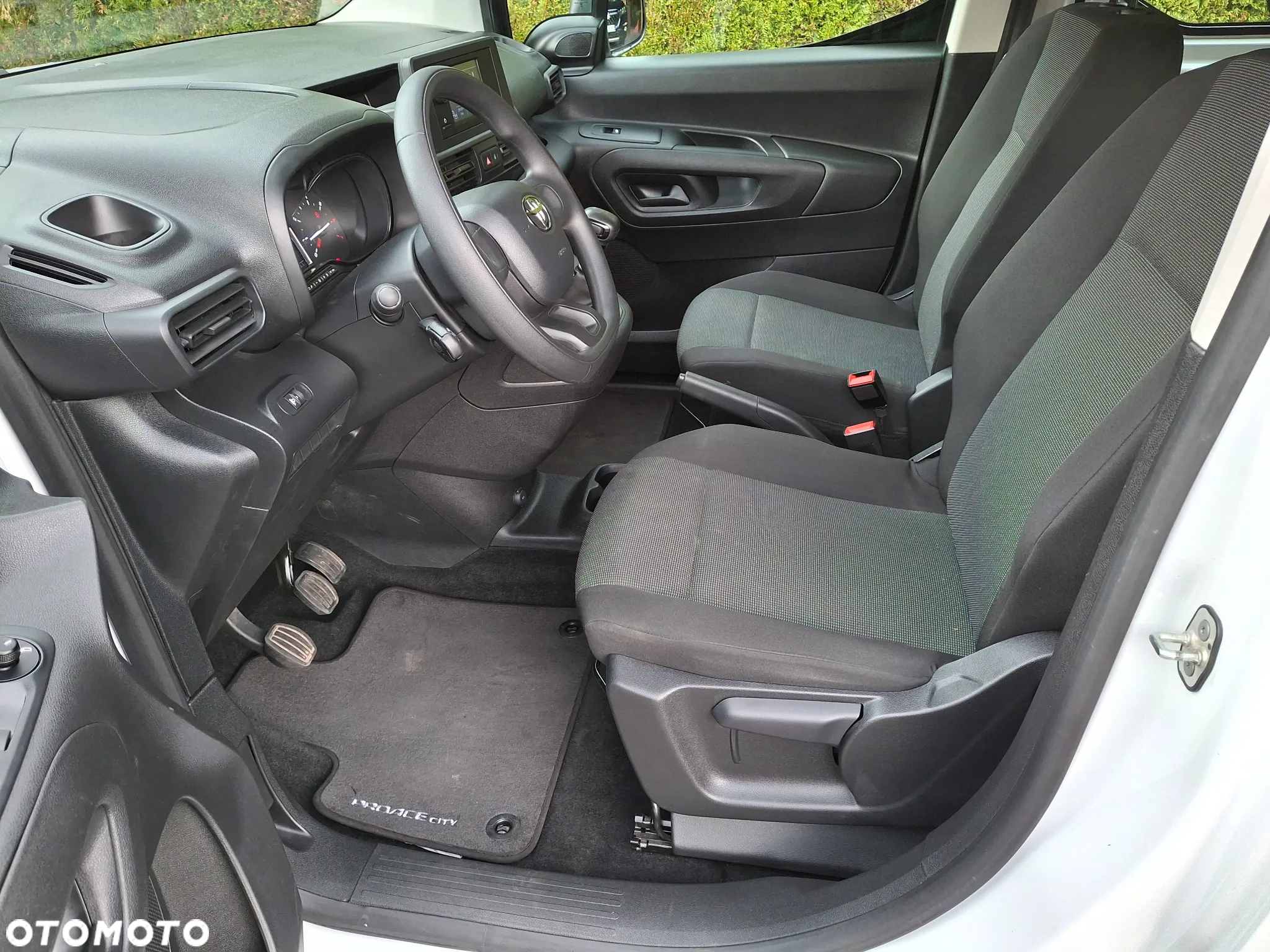 Toyota Proace City Verso 1.5 D-4D Business - 13