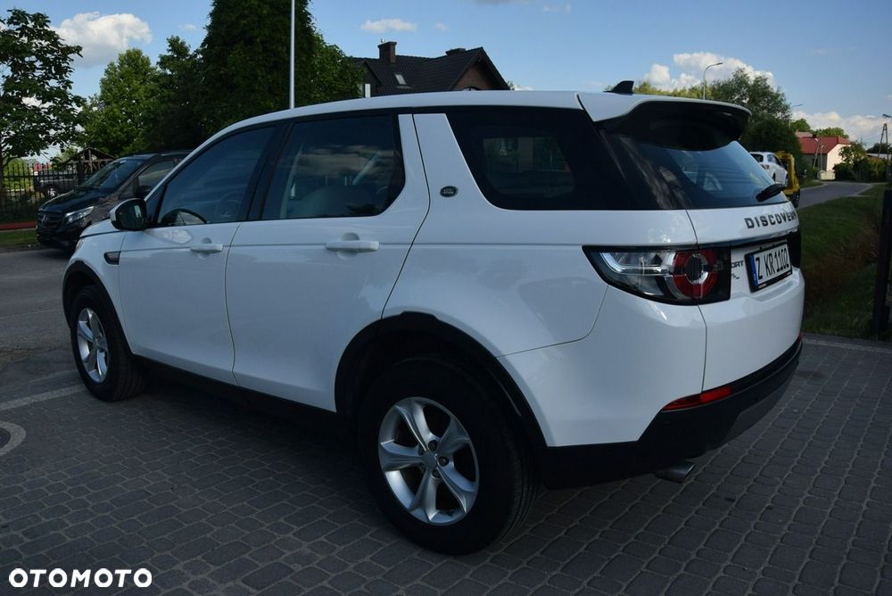 Land Rover Discovery Sport 2.0 TD4 SE - 13