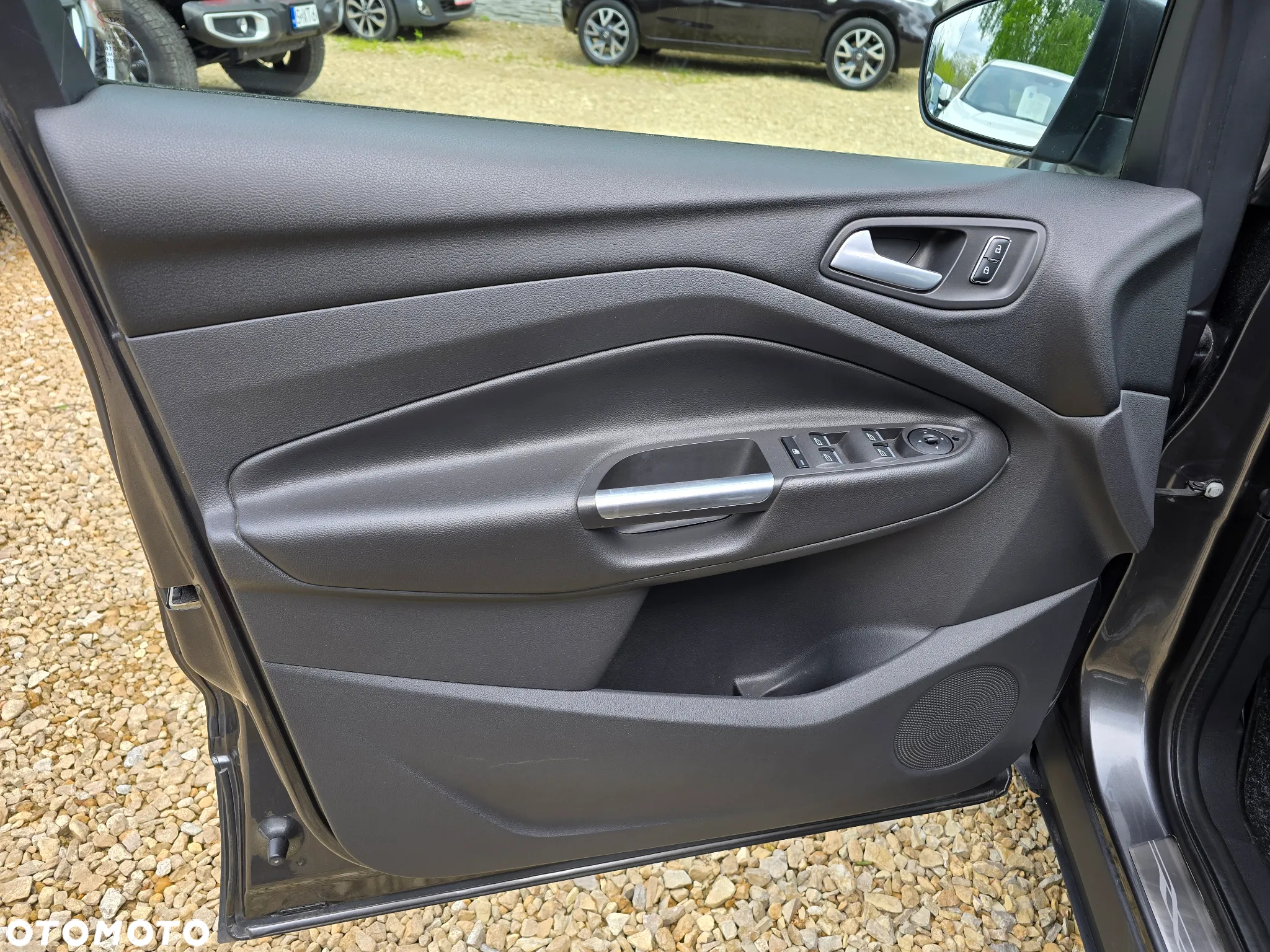 Ford Kuga 2.0 TDCi 4WD Titanium - 24