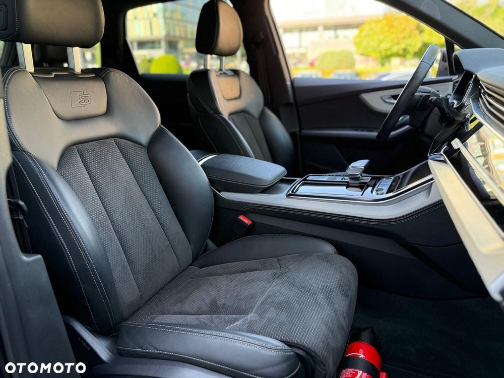 Audi Q7 - 17