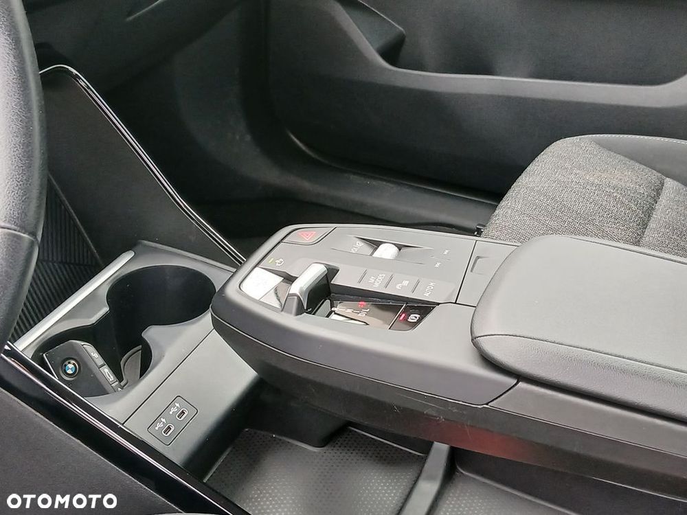 BMW X1 sDrive18d - 18