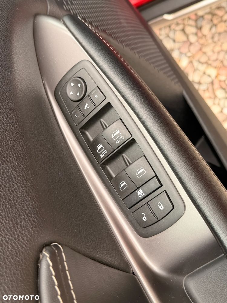 Fiat Freemont 2.0 Multijet 16V DPF Automatik Allrad Black Code - 30