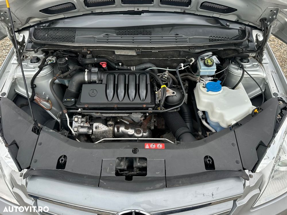 Mercedes-Benz B 180 - 14