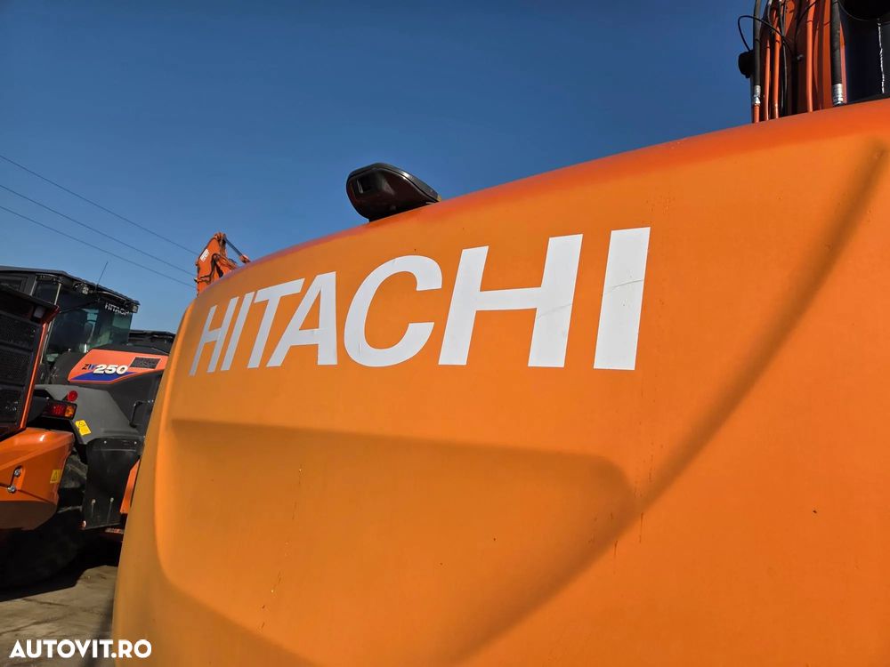 Hitachi ZX250LC-6, 2020, 4.294h, 28t, cupa NOUA 1,55mc, lant 95% bun doar 136h mars, Consum mediu 11l/h, 3 pompe hidr HITACHI, produs in JAPOANIA, inst picon pe brate, camera spate si laterale, Ad sapare 7,5m, posibil leasing, CA NOU-PROMOTIE 106.900 Eur - 25