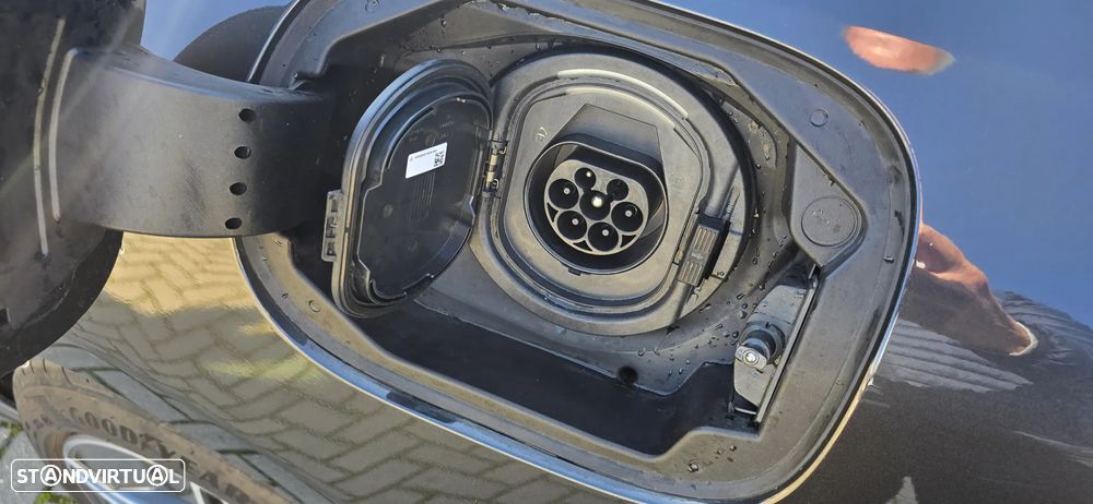 Mercedes-Benz C 300 e AMG Line - 33