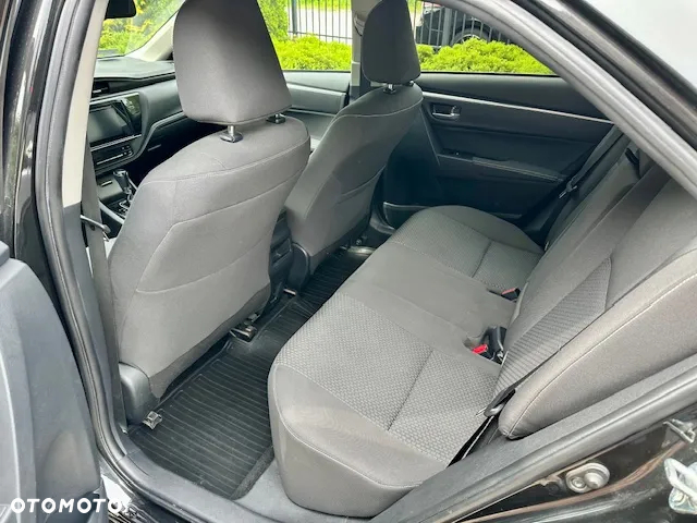 Toyota Corolla - 9