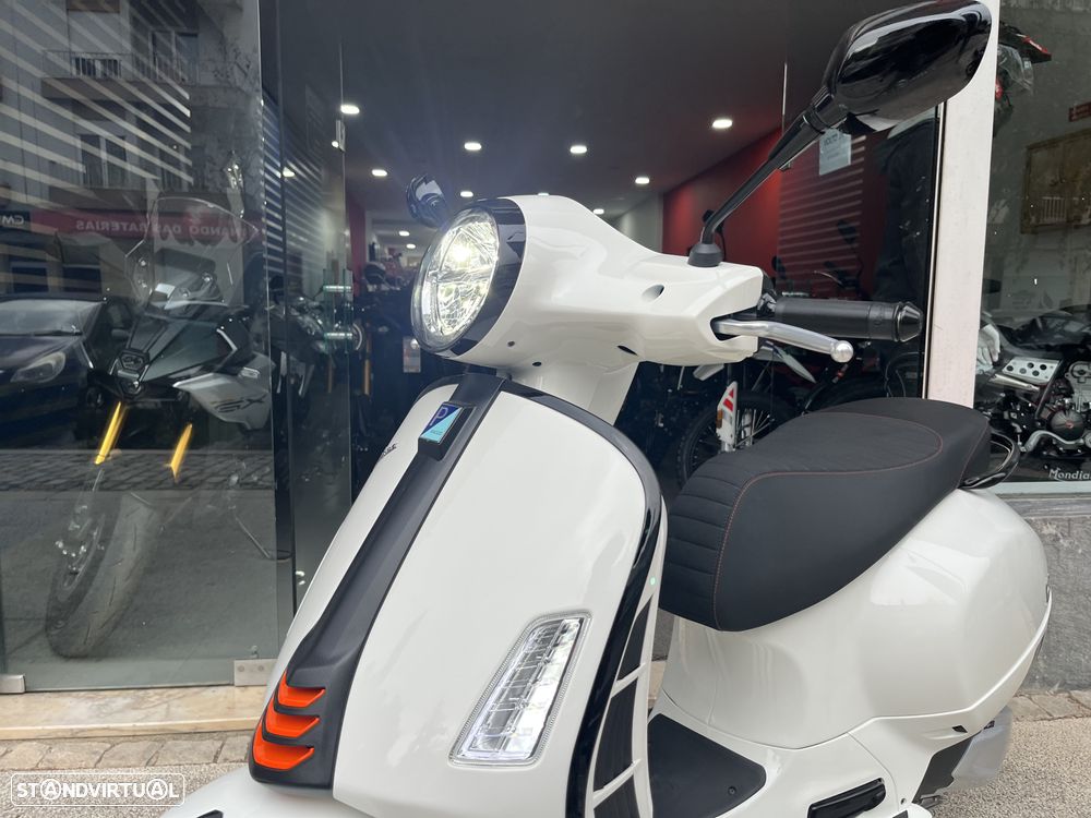 Vespa GTS Super Sport 310 - MOTA DE SERVIÇO !! - DESDE 95 EUR / MÊS !! - 3