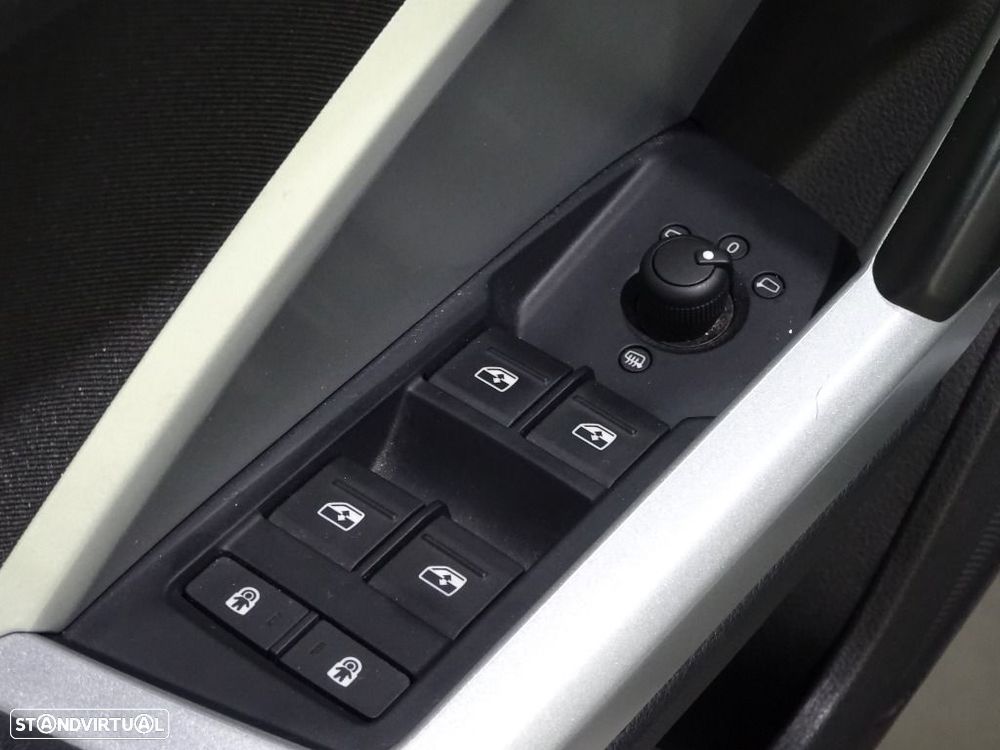 Audi Q3 45 TFSIe S tronic - 11