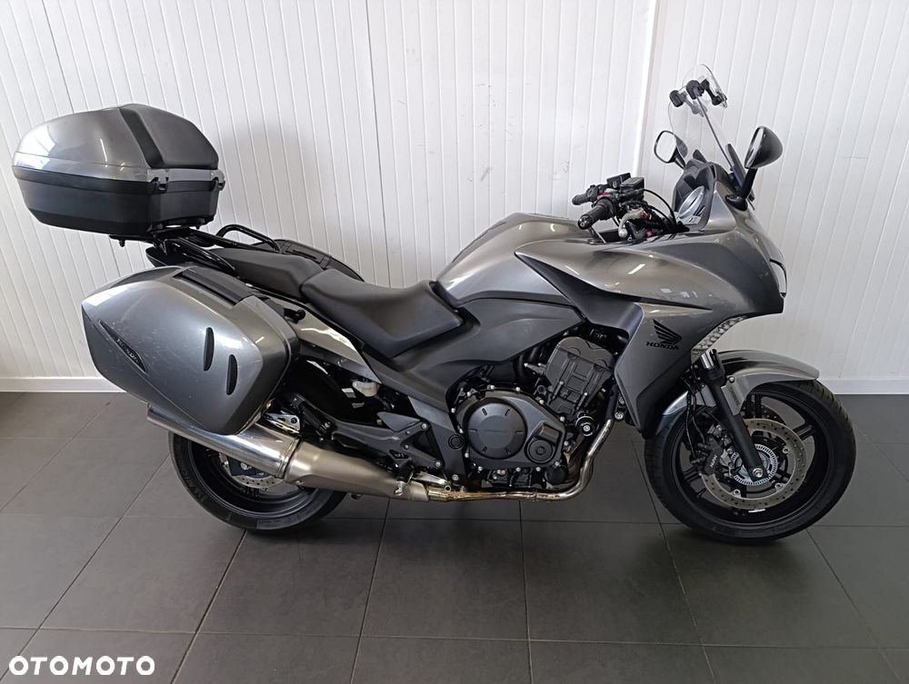 Honda CBF - 2