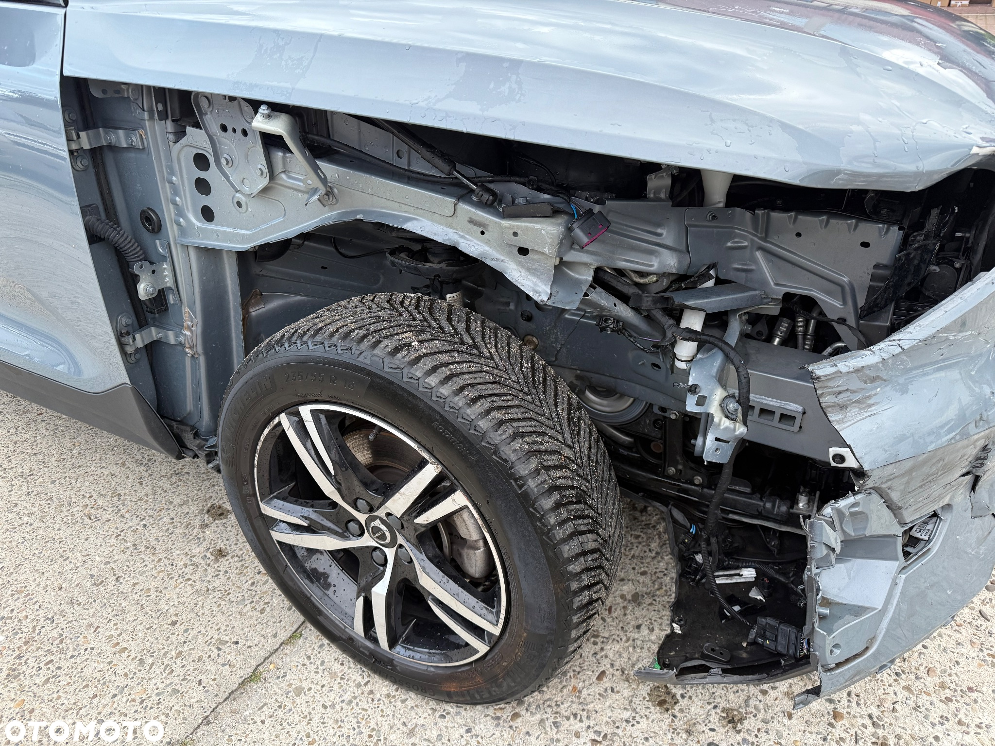 Volvo XC 40 B3 Ultimate Dark - 3