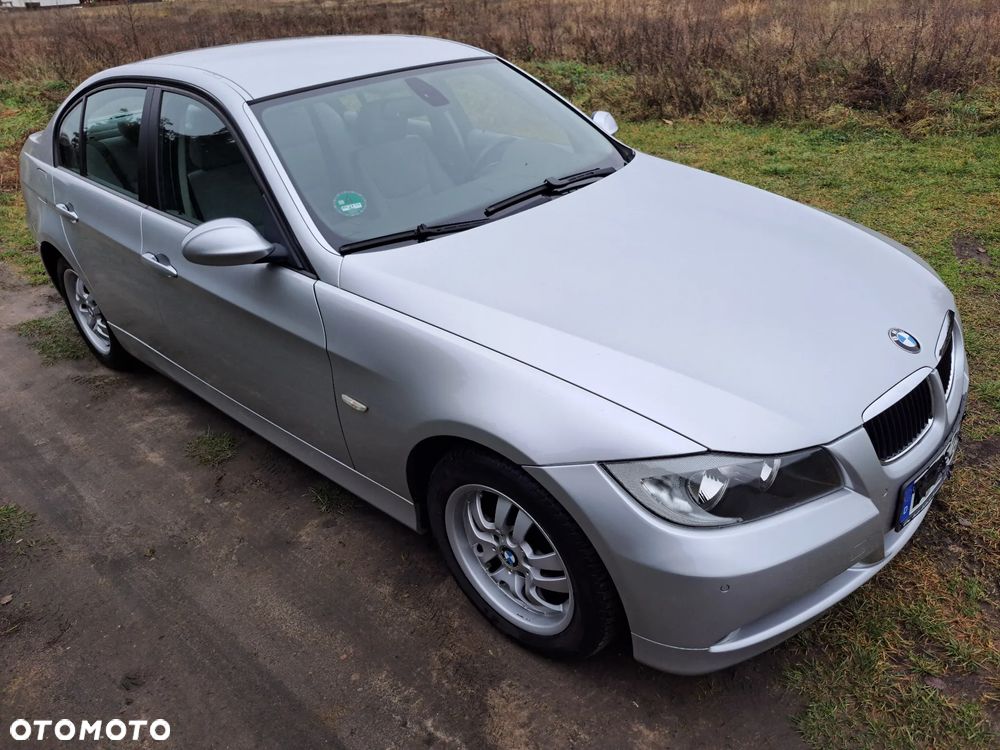 BMW Seria 3 - 1