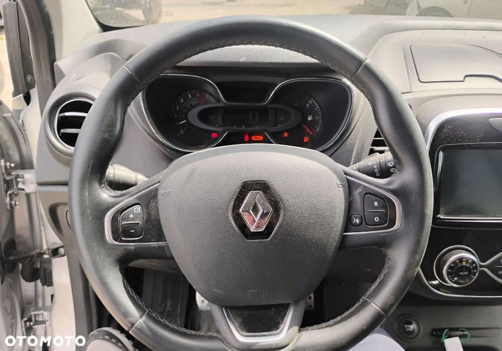 Renault Captur - 12