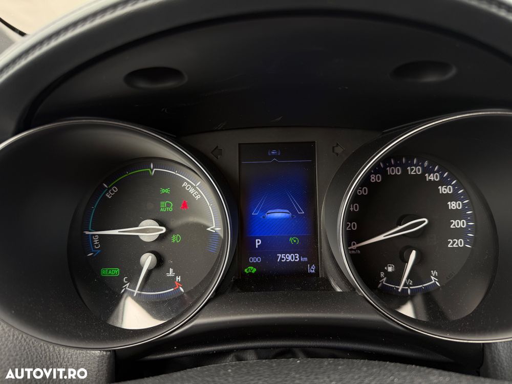 Toyota C-HR - 11