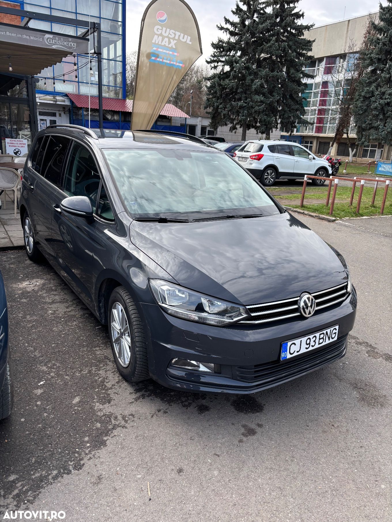 Volkswagen Touran 2.0 TDI Comfortline - 1