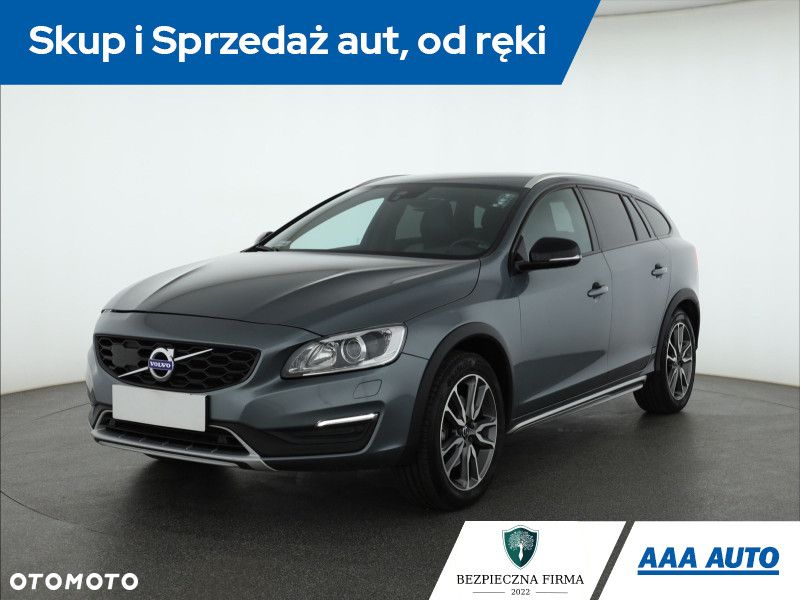 Volvo V60 Cross Country - 2