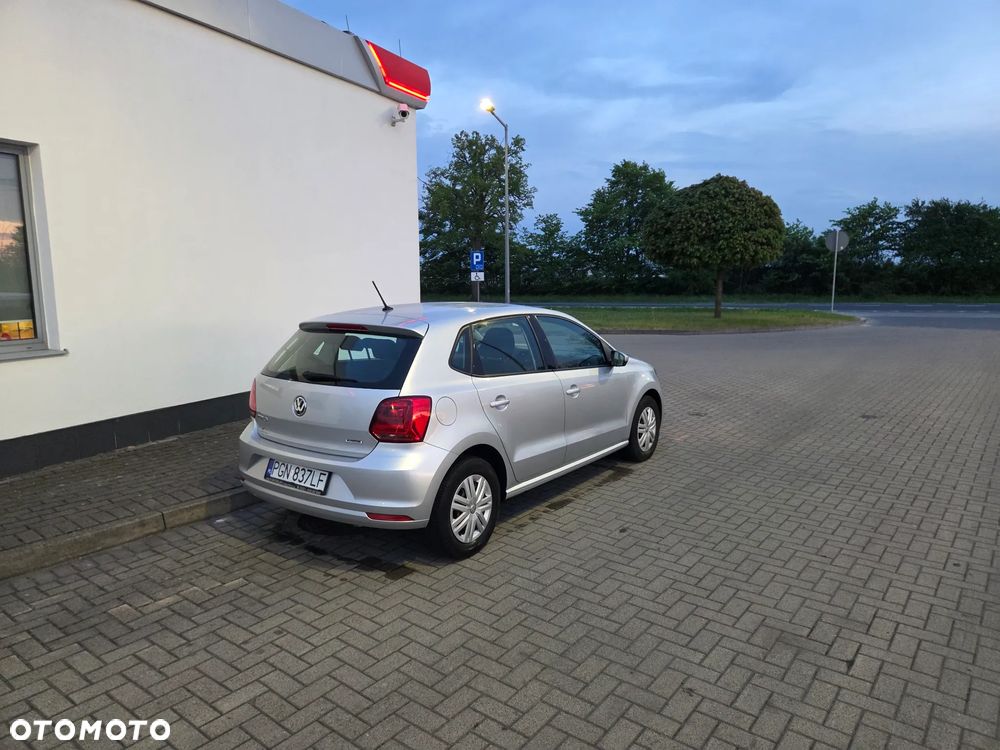 Volkswagen Polo 1.0 (Blue Motion Technology) Comfortline - 8