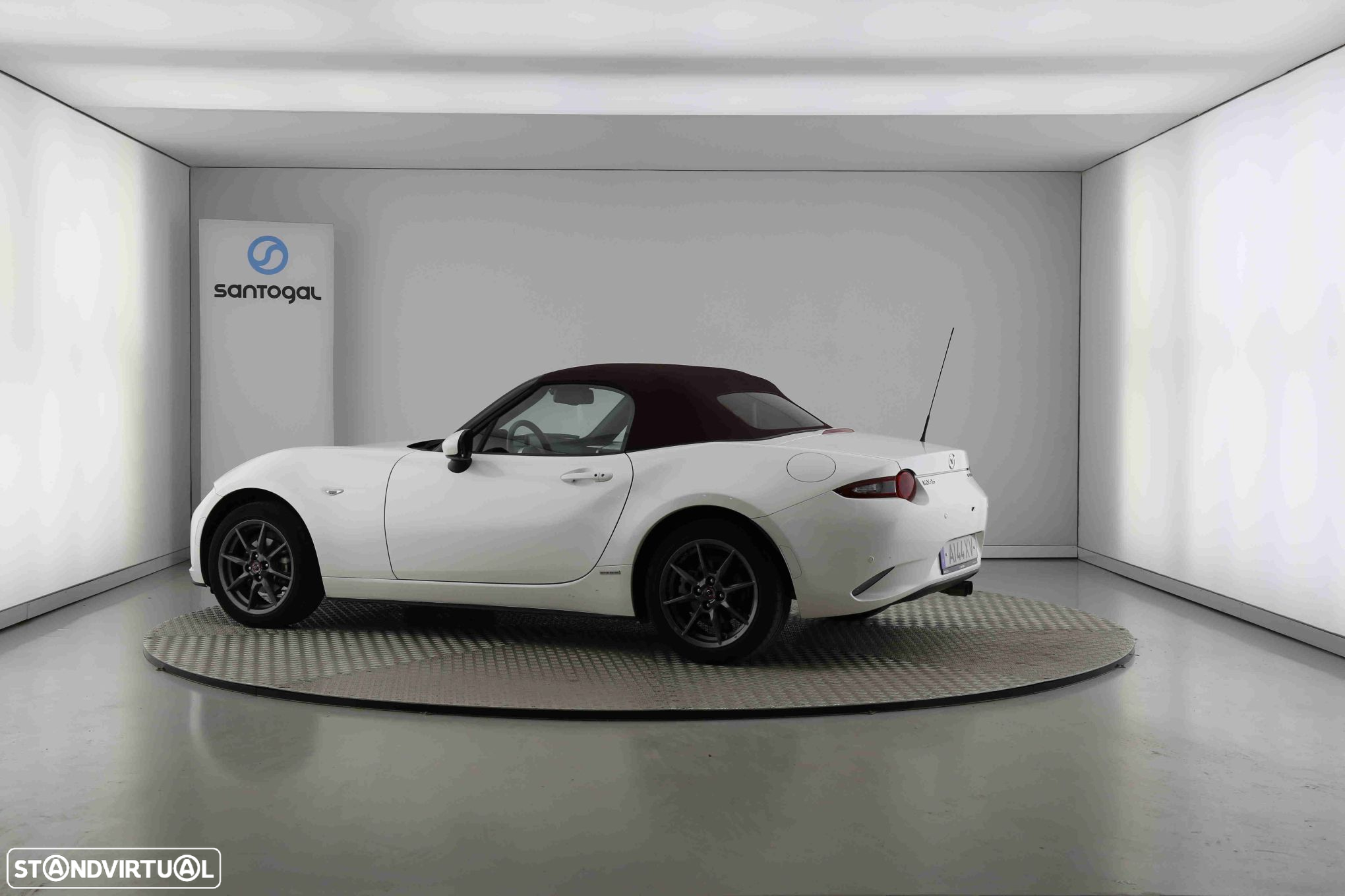 Mazda MX-5 1.5 RF Sky-G Excellence Navi Tan Leather - 10