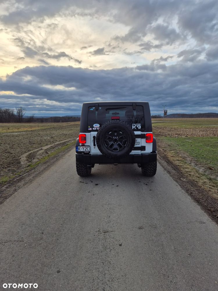 Jeep Wrangler - 7