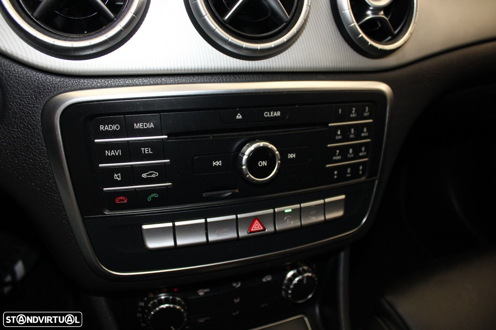Mercedes-Benz CLA 180 d Shooting Brake AMG Line Aut. - 20