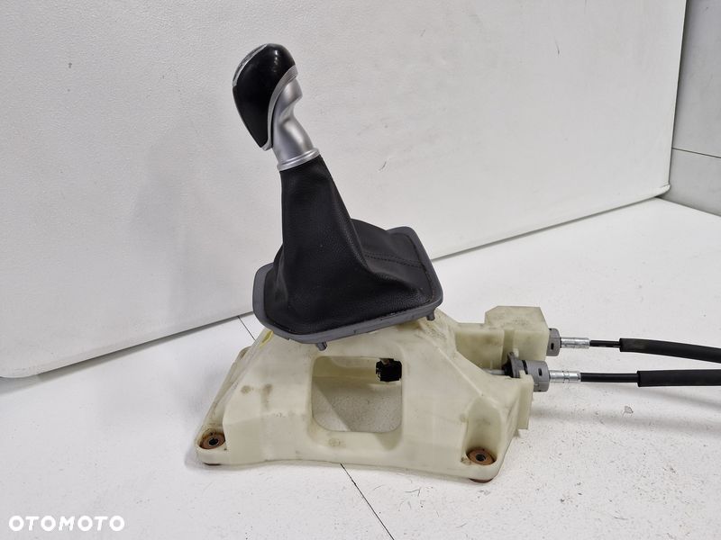 HYUNDAI TUCSON 3 III 1.7 CRDI LEWAREK WYBIERAK ZMIANY BIEGÓW 6B GAŁKA - 8