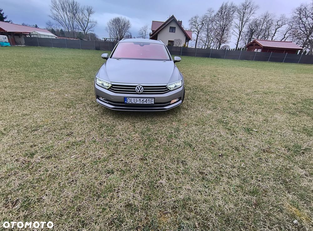 Volkswagen Passat 2.0 TDI (BlueMotion Technology) Highline - 4