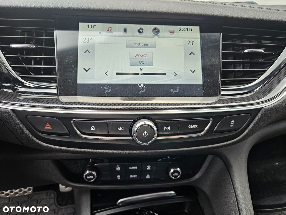 Opel Insignia - 13