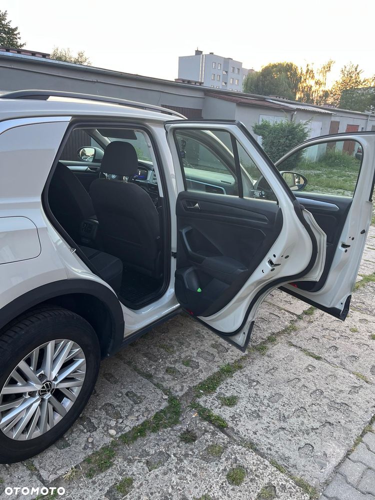 Volkswagen T-Roc - 8
