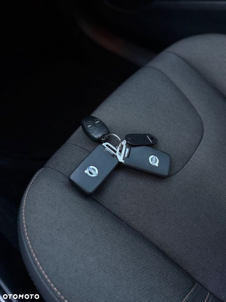 Volvo V40 Cross Country D2 Geartronic Linje You - 28
