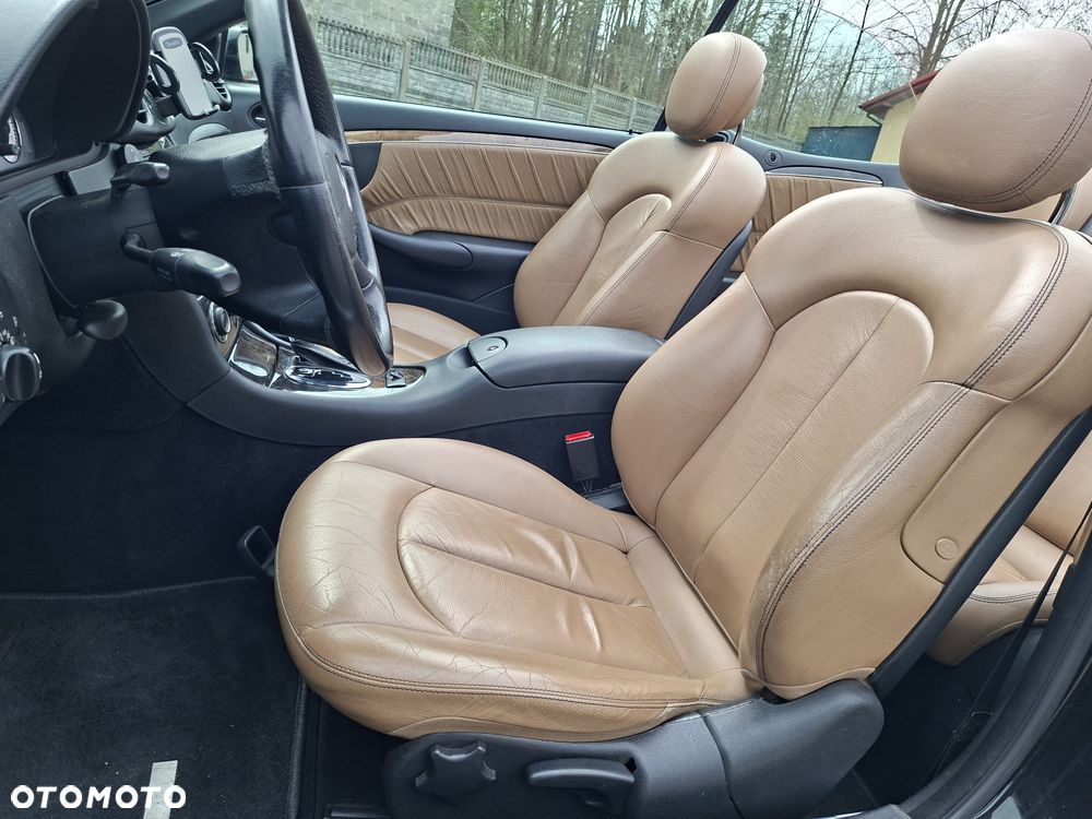 Mercedes-Benz CLK 280 7G-TRONIC Avantgarde - 24