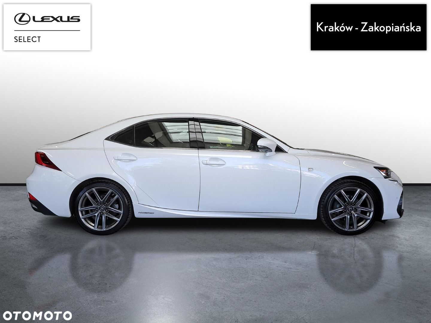 Lexus IS 300h F Sport Edition - 6