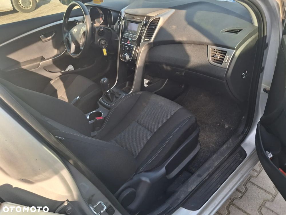 Hyundai i30 1.6 CRDi Classic - 17