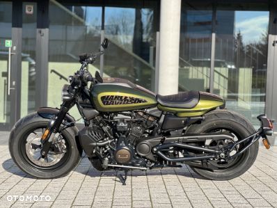 Harley-Davidson Sportster - 1