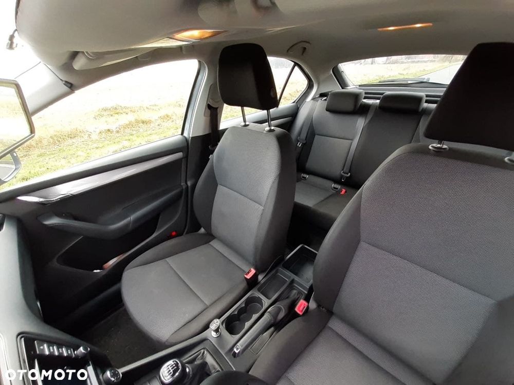 Skoda Octavia 1.4 TSI Active - 9