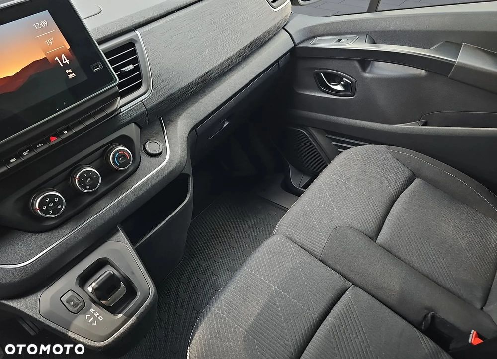 Renault Trafic - 19
