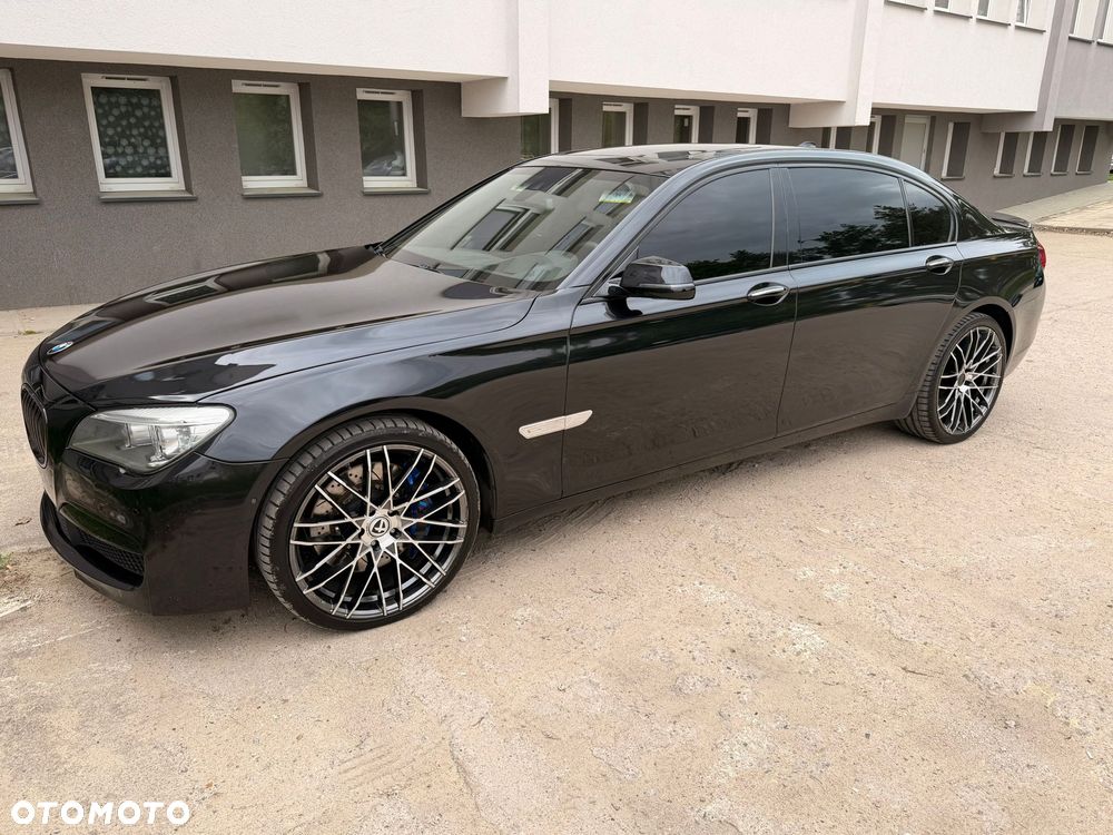 BMW Seria 7 740Li - 9