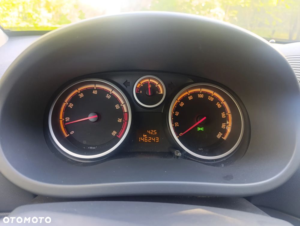 Opel Corsa 1.4 Cosmo - 15