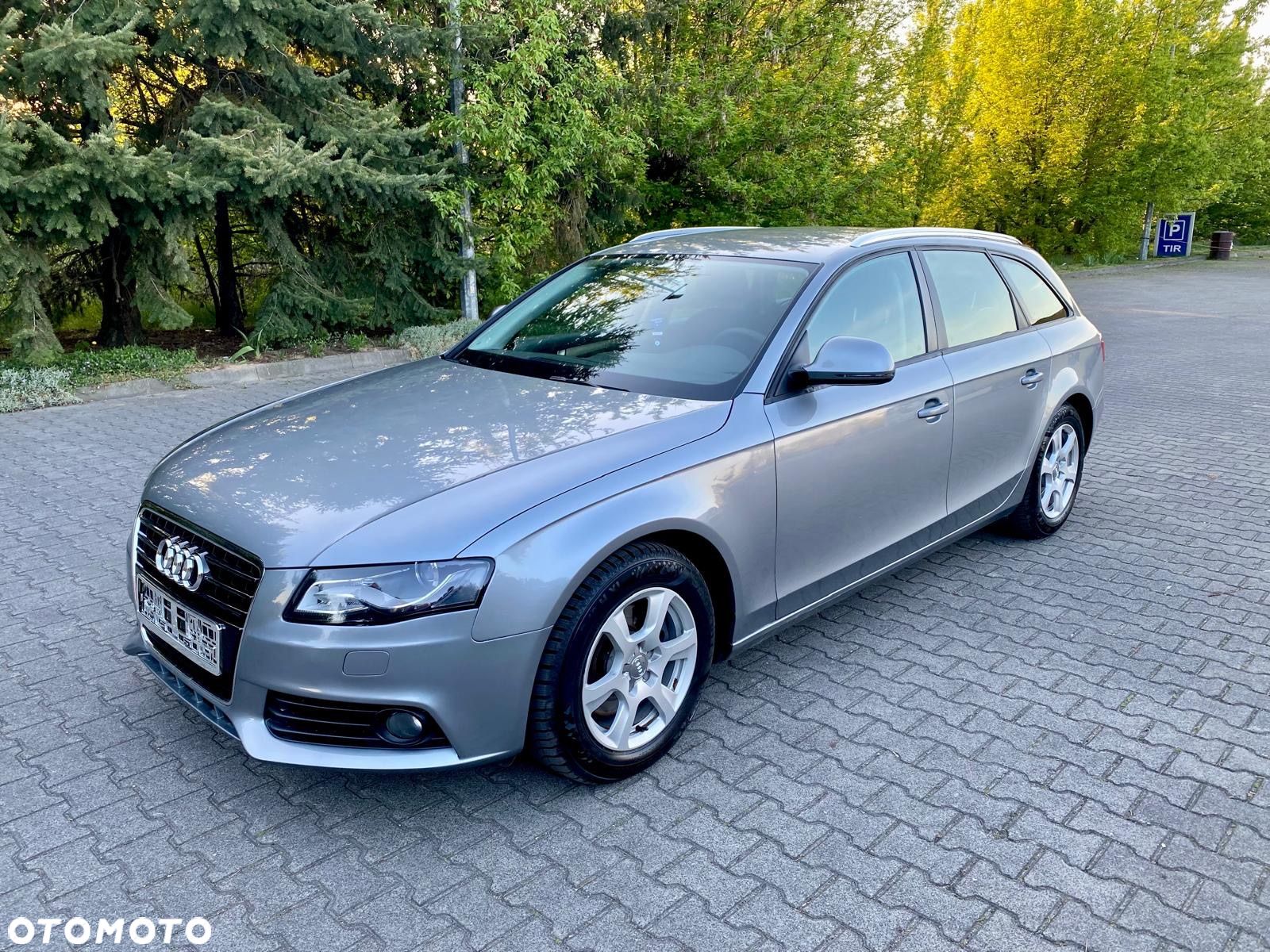 Audi A4 Avant 2.0 TDI DPF Ambiente - 1