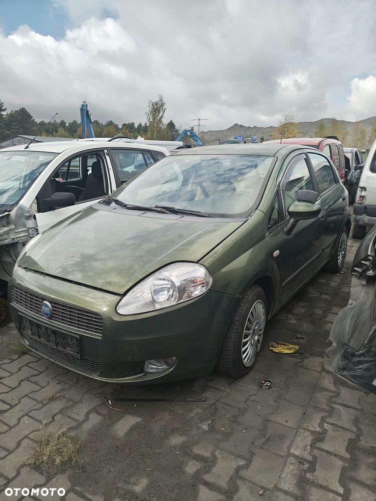 fiat grande punto - 1