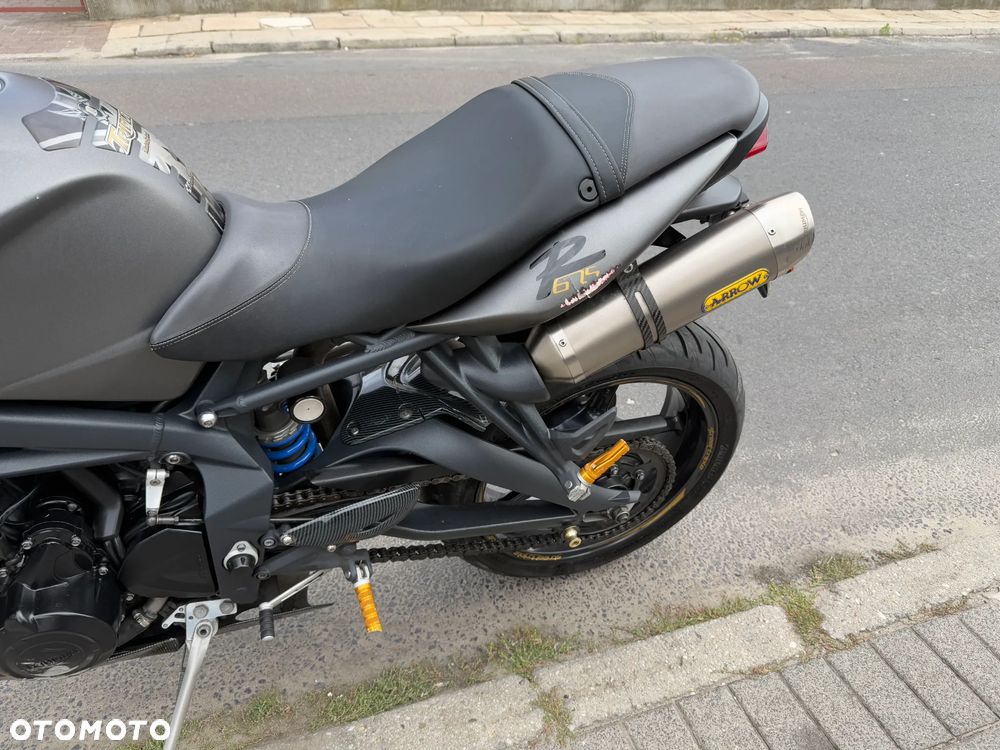 Triumph Street Triple - 14