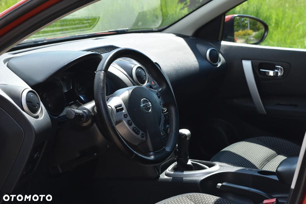 Nissan Qashqai 1.6 Tekna - 17